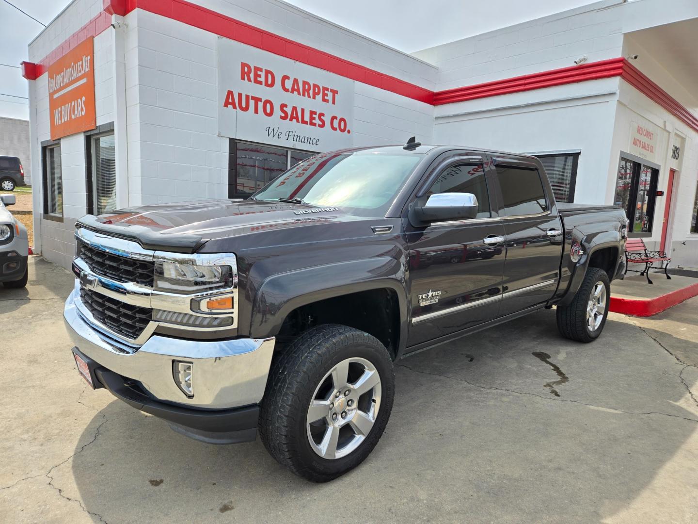 2016 BLACK /BLACK Chevrolet Silverado 1500 (3GCPCRECXGG) with an 5.3L V8 F OHV 16V engine, Automatic transmission, located at 503 West Court, Seguin, TX, 78155, (830) 379-3373, 29.568621, -97.969803 - Photo#0